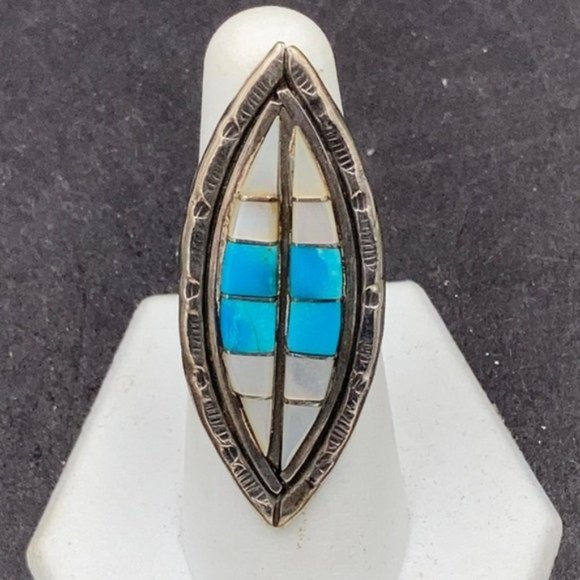 Vintage Sterling Turquoise MOP Native American Ring - Picture 1 of 6